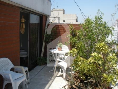 The terrace at the apartment in Almagro