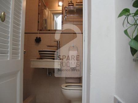 El baño privado en la casa de Palermo