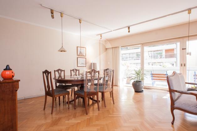 La habitación en el departamento en Recoleta