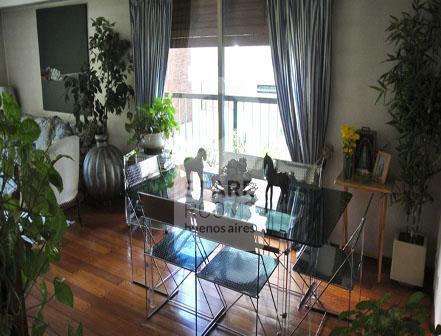 The principal dining room in the apartment