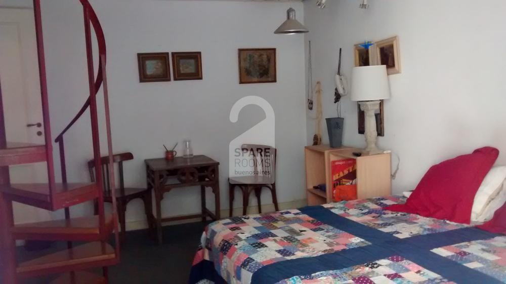 La habitación en el departamento en Recoleta