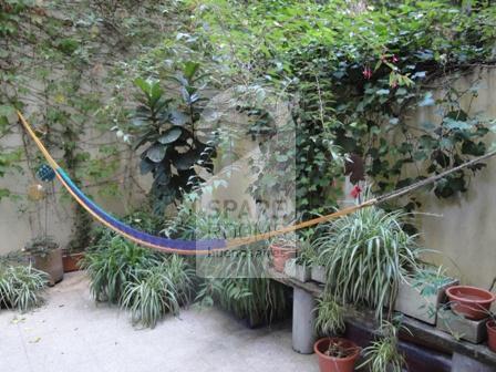 The patio at the apartment in Recoleta