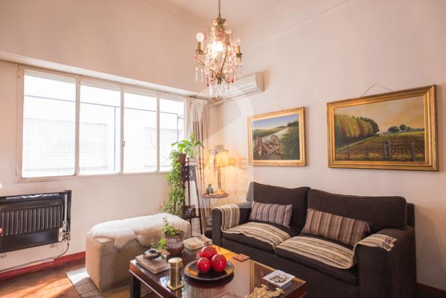 Living room in San Telmo