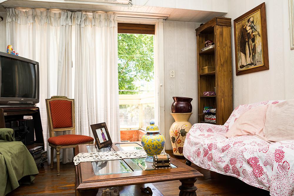 The living-room at the apartment in Belgrano