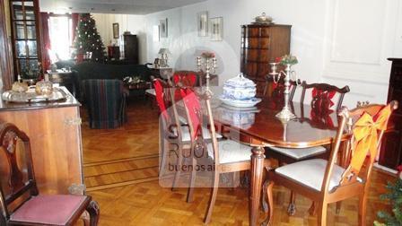 The dining room frech style at the apartment in  Downtown/Retiro