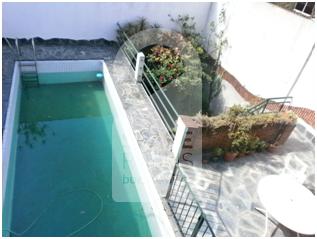 The swimming pool 