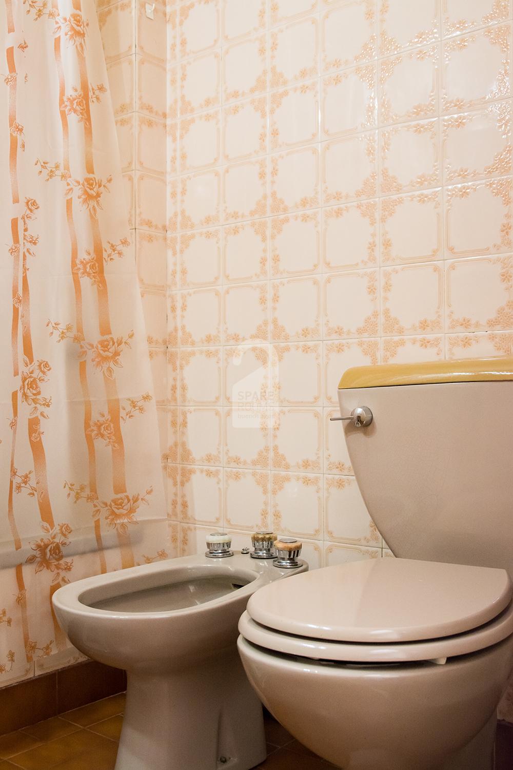 The bathroom at Recoleta apartment