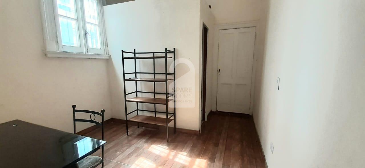 Studio and access to private bathroom